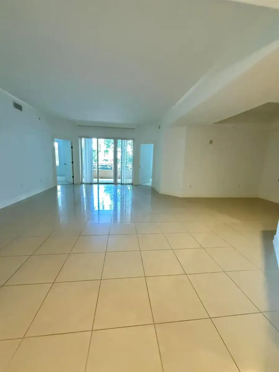 16101 EMERALD ESTATES Drive # 153, Weston FL 33331 photo 5