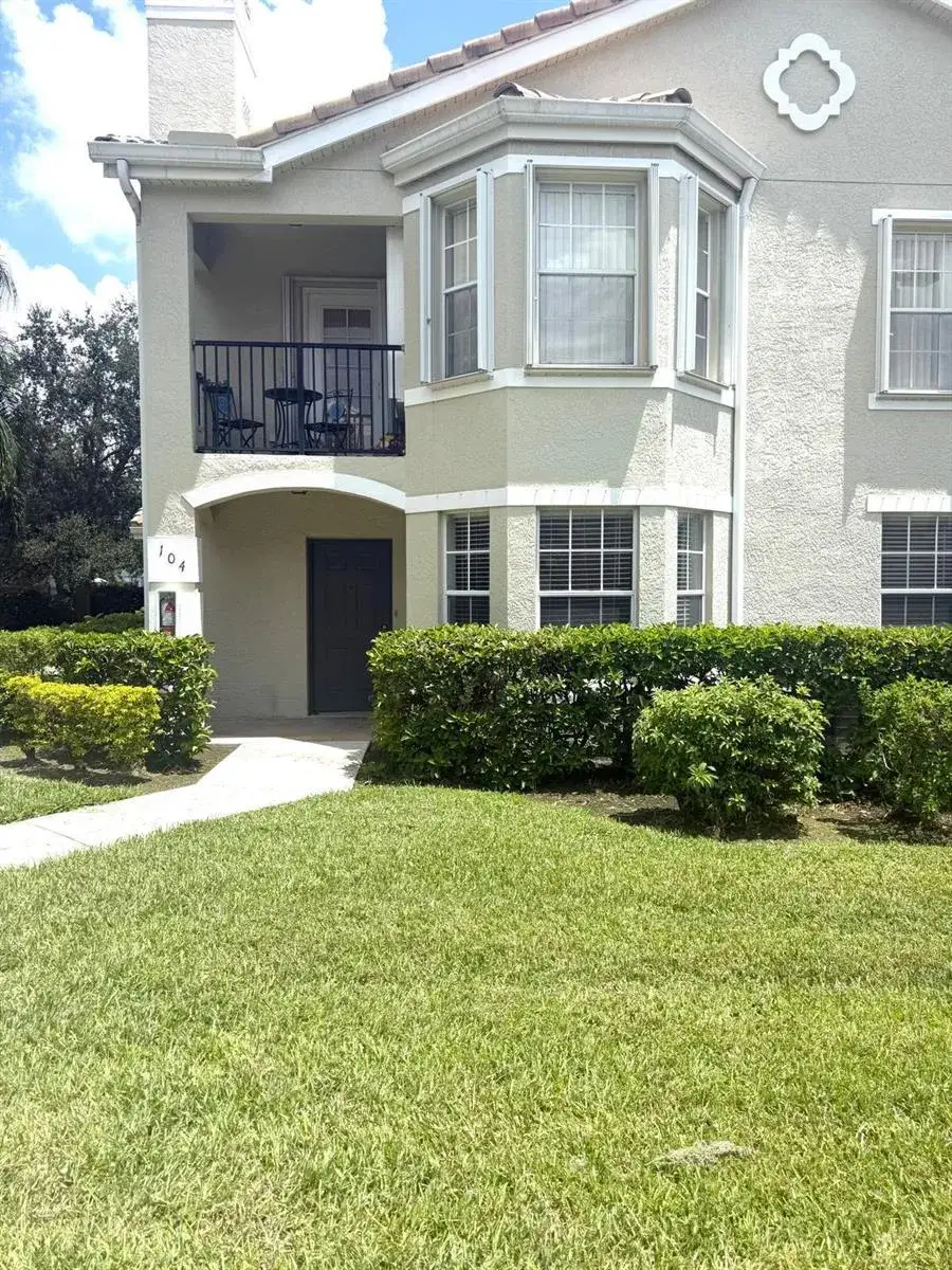 102 SW Peacock Boulevard # 104, Port St. Lucie FL 34986