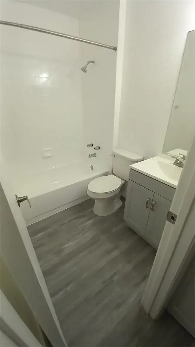 1791 NW 96TH Terrace # 4E, Pembroke Pines FL 33024 photo 5