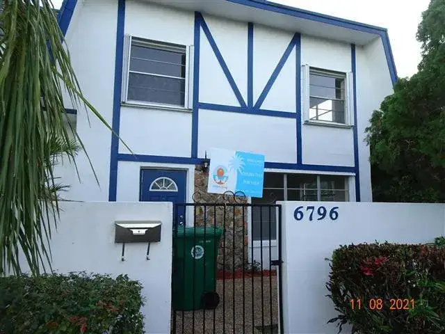 6796 SW 40th Street, Davie FL 33314