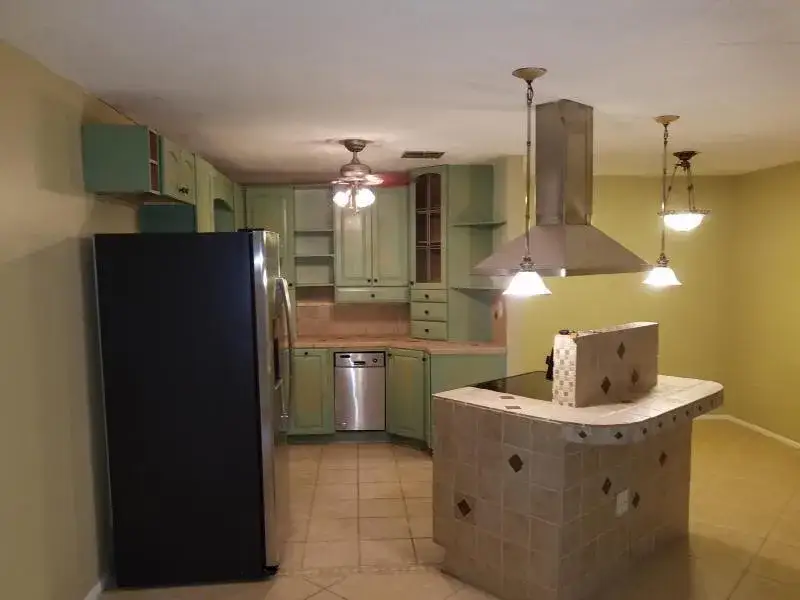 5725 FERNLEY Drive E # 7, West Palm Beach FL 33415