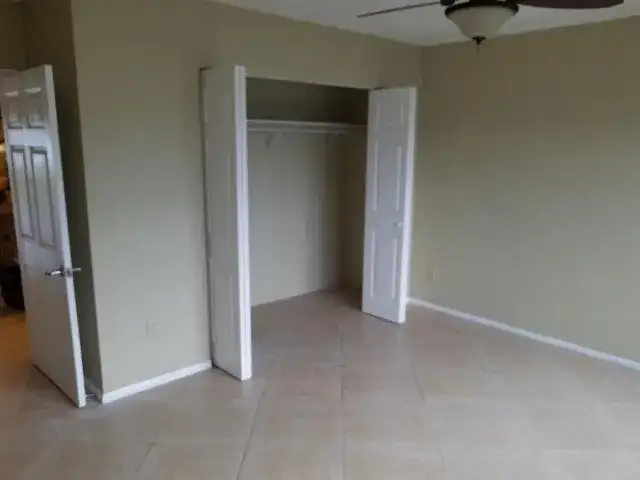 5725 FERNLEY Drive E # 7, West Palm Beach FL 33415 photo 5