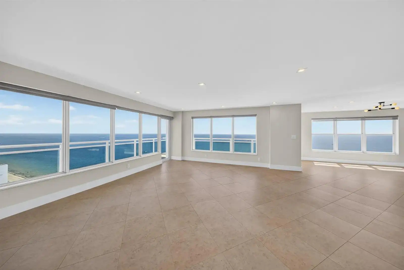 3900 Galt Ocean Drive # 2417, Fort Lauderdale FL 33308