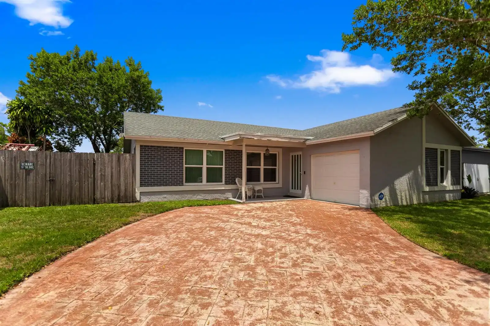 8621 NW 3RD Street, Pembroke Pines FL 33024