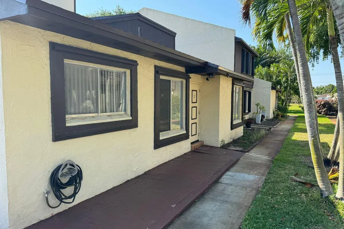 5288 BOSQUE Lane # 53, West Palm Beach FL 33415