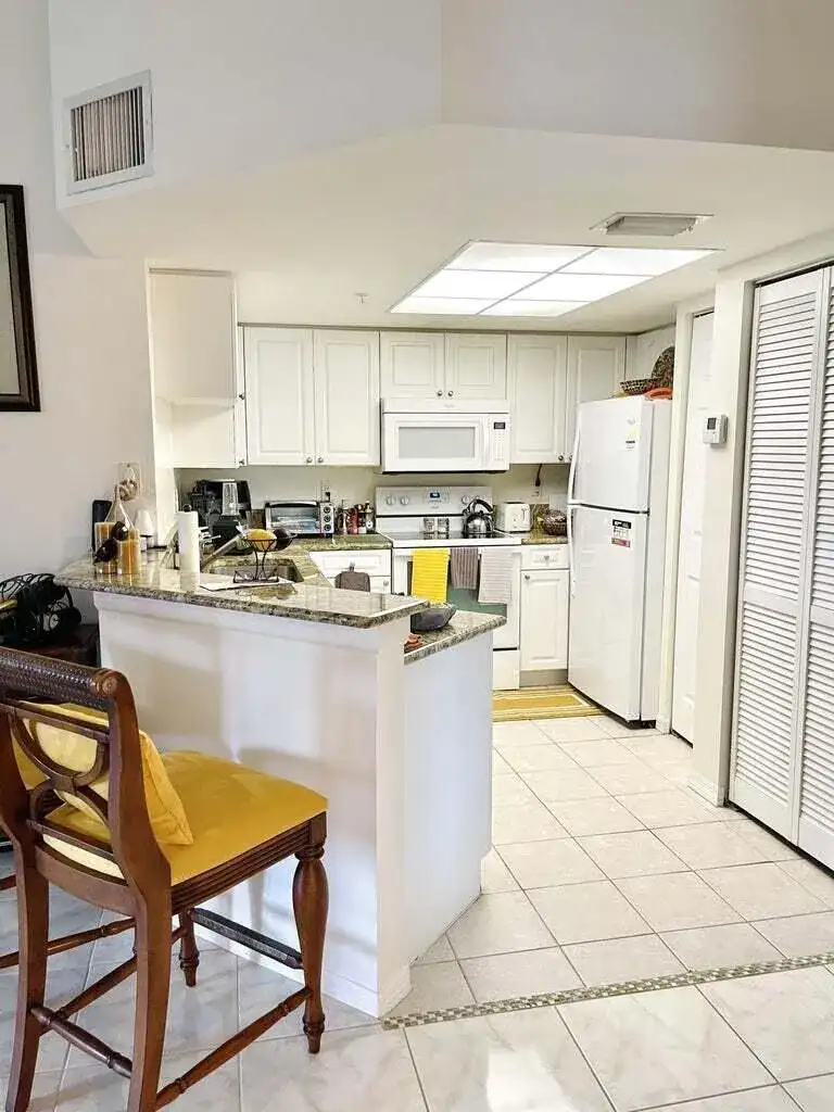 300 CRESTWOOD Court N # 309, Royal Palm Beach FL 33411 photo 2