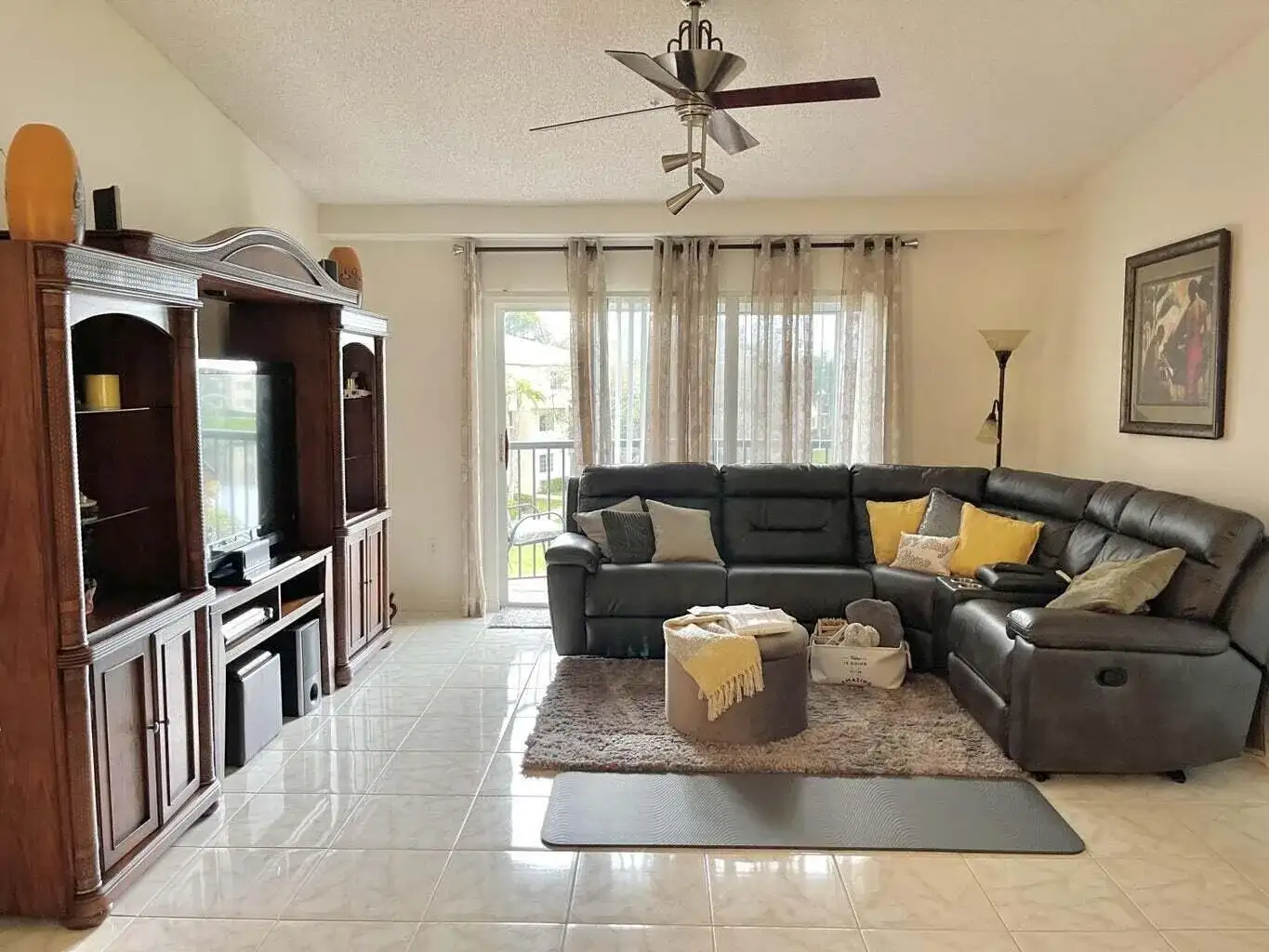 300 CRESTWOOD Court N # 309, Royal Palm Beach FL 33411 photo 3