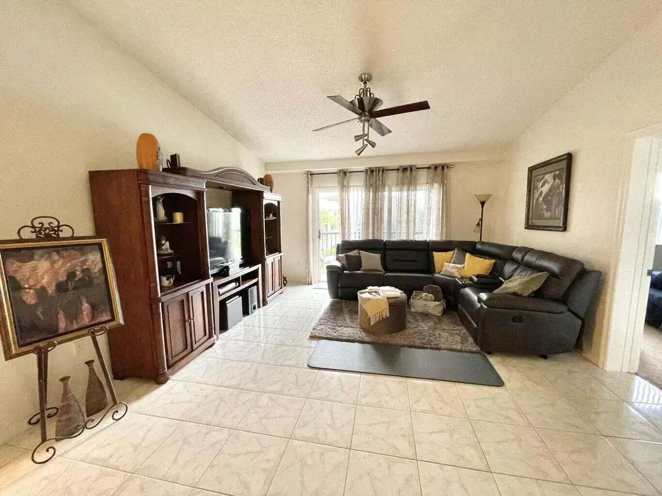 300 CRESTWOOD Court N # 309, Royal Palm Beach FL 33411 photo 4