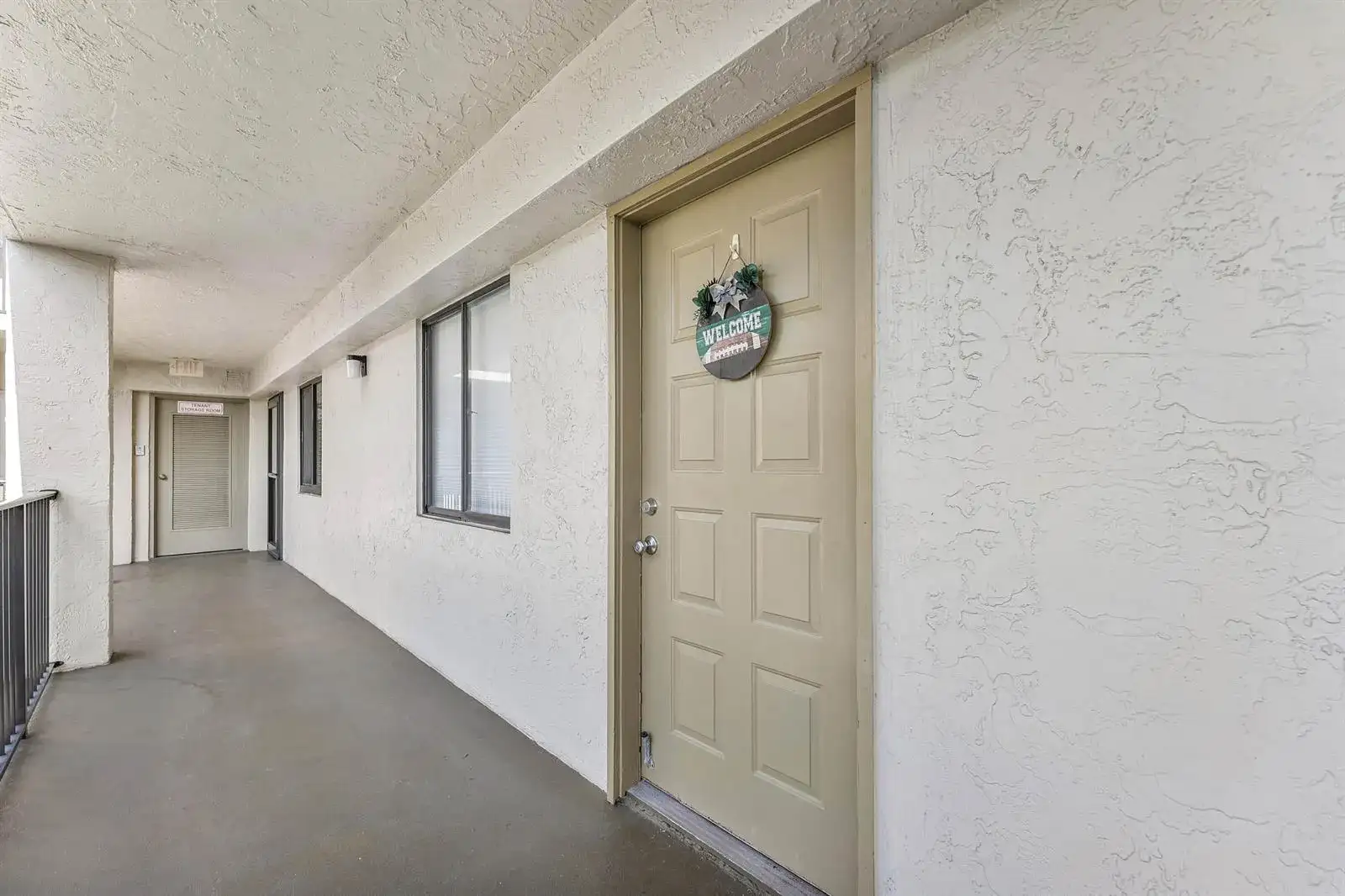 2205 S CYPRESS BEND Drive # 302, Pompano Beach FL 33069 photo 3