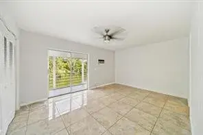 114 NORTHAMPTON F # 114, West Palm Beach FL 33417