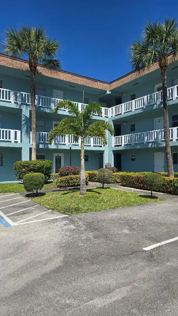 606 SW NATURA Boulevard # 208, Deerfield Beach FL 33441 photo 3