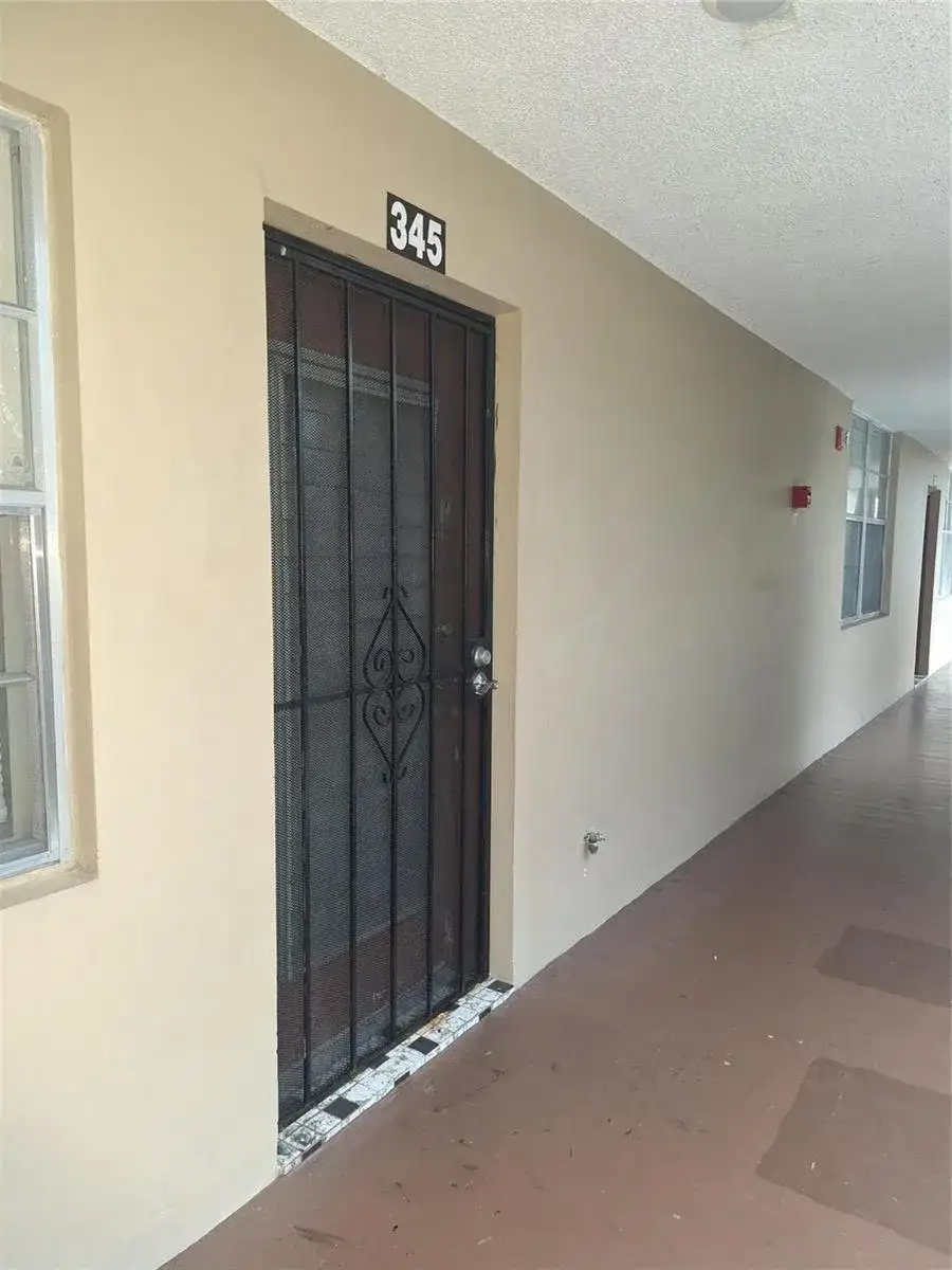 2601 NW 48TH Terrace # 345, Lauderdale Lakes FL 33313 photo 2