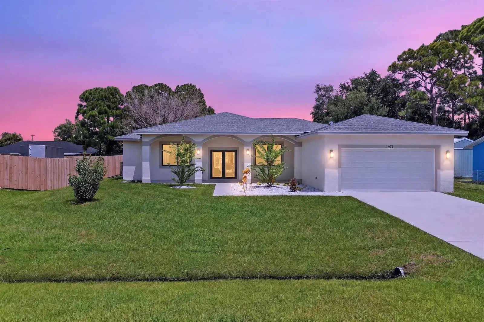 1471 SE Proctor Lane, Port St. Lucie FL 34983 photo 2