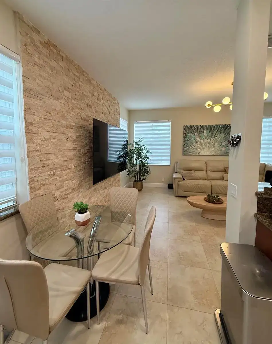 844 Falling Water Road, Weston FL 33326 photo 2
