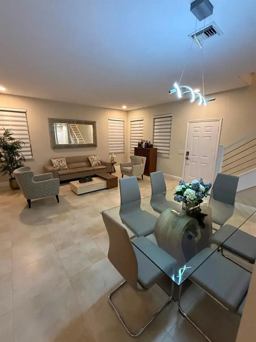 844 Falling Water Road, Weston FL 33326 photo 4