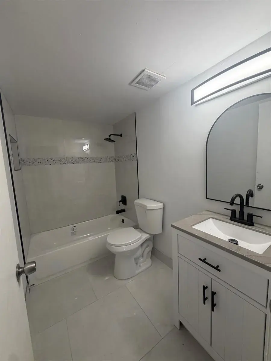 1303 NW 8TH Avenue, Fort Lauderdale FL 33311