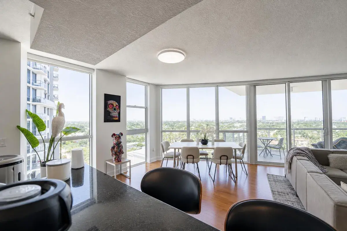 111 SE 8th Avenue # 1402, Fort Lauderdale FL 33301