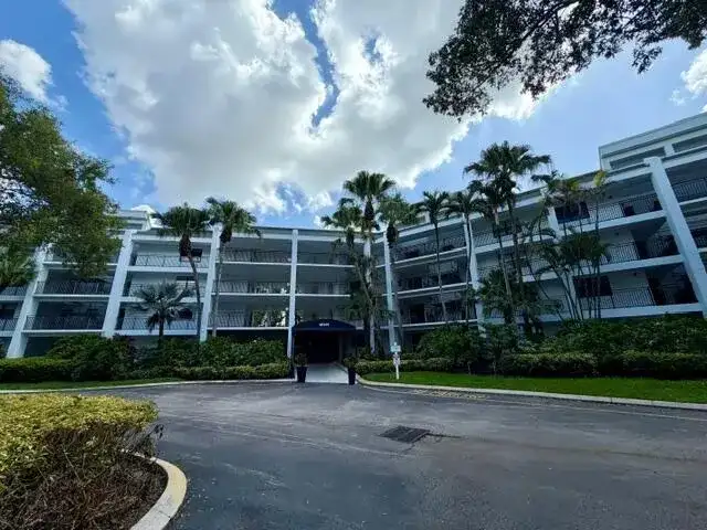 16141 W BLATT Boulevard # 413, Weston FL 33326 photo 2