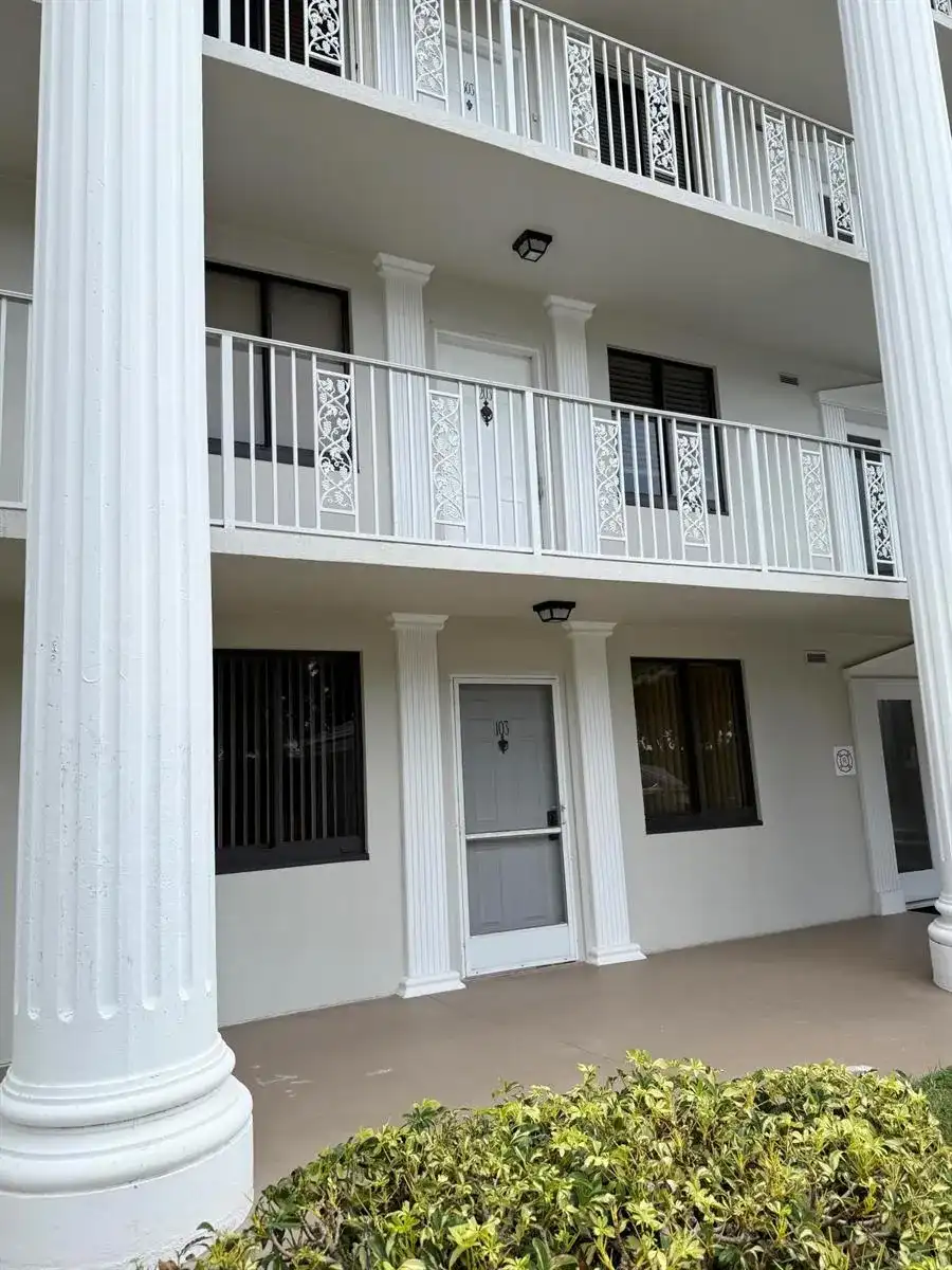 6193 Balboa Circle # 103, Boca Raton FL 33433