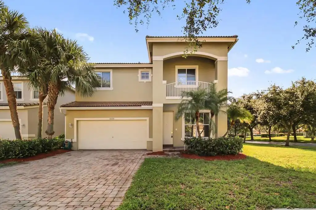 6688 Lurais Drive, Lake Worth FL 33463