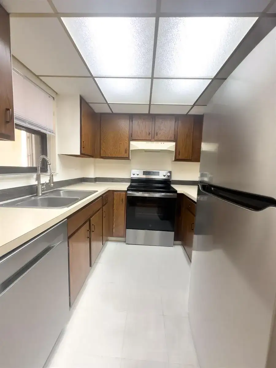 890 N FEDERAL Highway # 409, Lantana FL 33462 photo 2