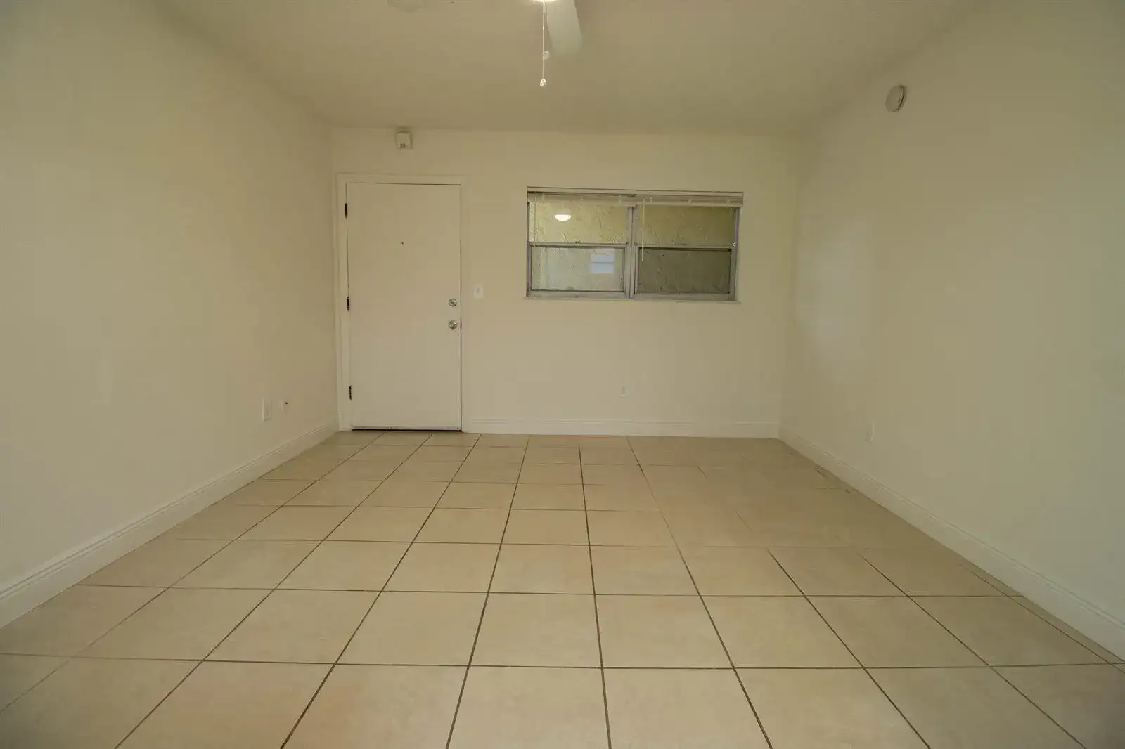 1507 ARGYLE Drive # 205, Fort Lauderdale FL 33312 photo 2