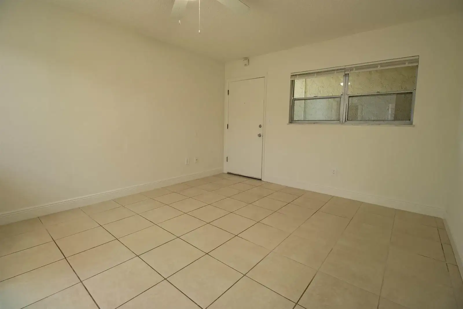 1507 ARGYLE Drive # 205, Fort Lauderdale FL 33312 photo 3