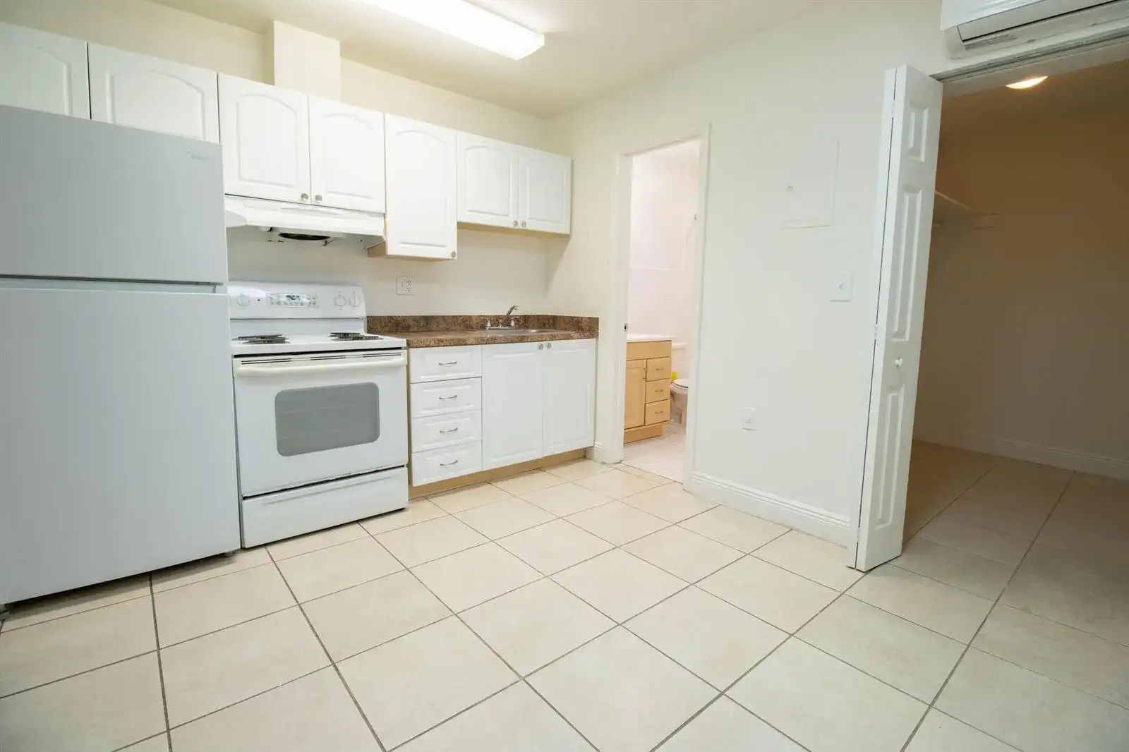 1507 ARGYLE Drive # 205, Fort Lauderdale FL 33312 photo 4