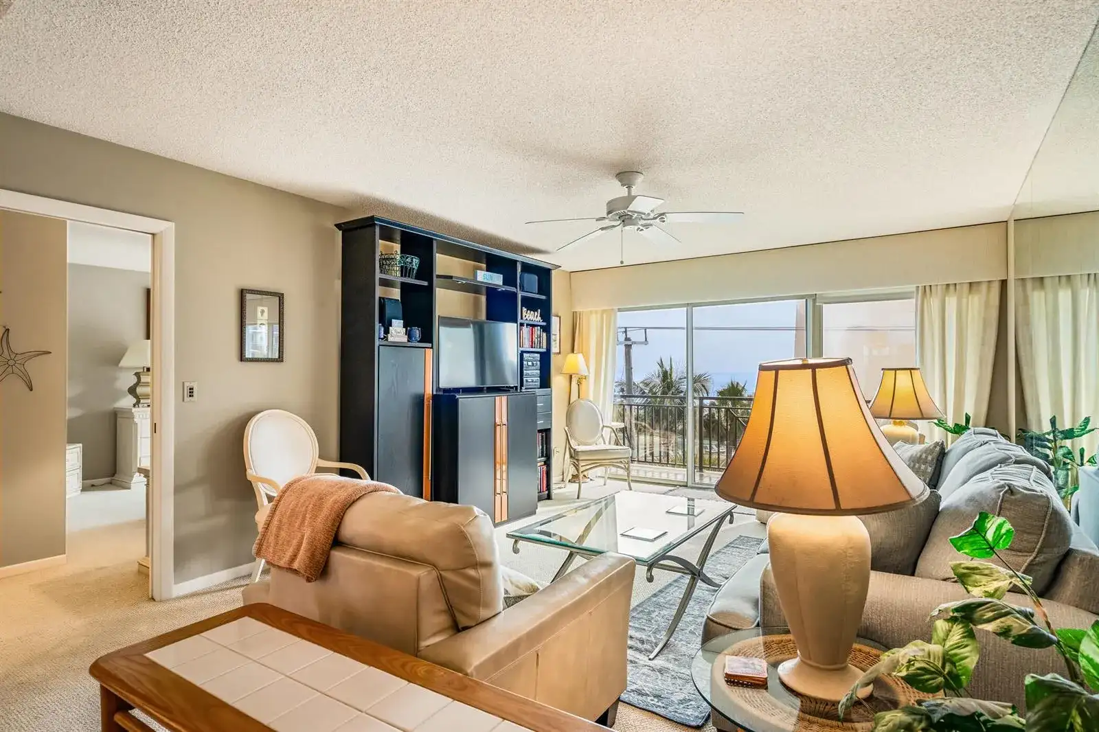3939 OCEAN Drive # 408C, Vero Beach FL 32963 photo 2