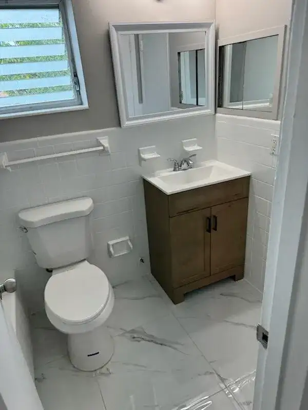 2285 NE 172nd Street # 12, North Miami Beach FL 33160 photo 2