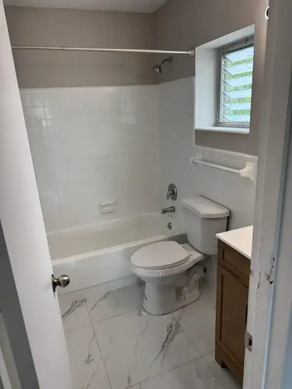 2285 NE 172nd Street # 12, North Miami Beach FL 33160 photo 3