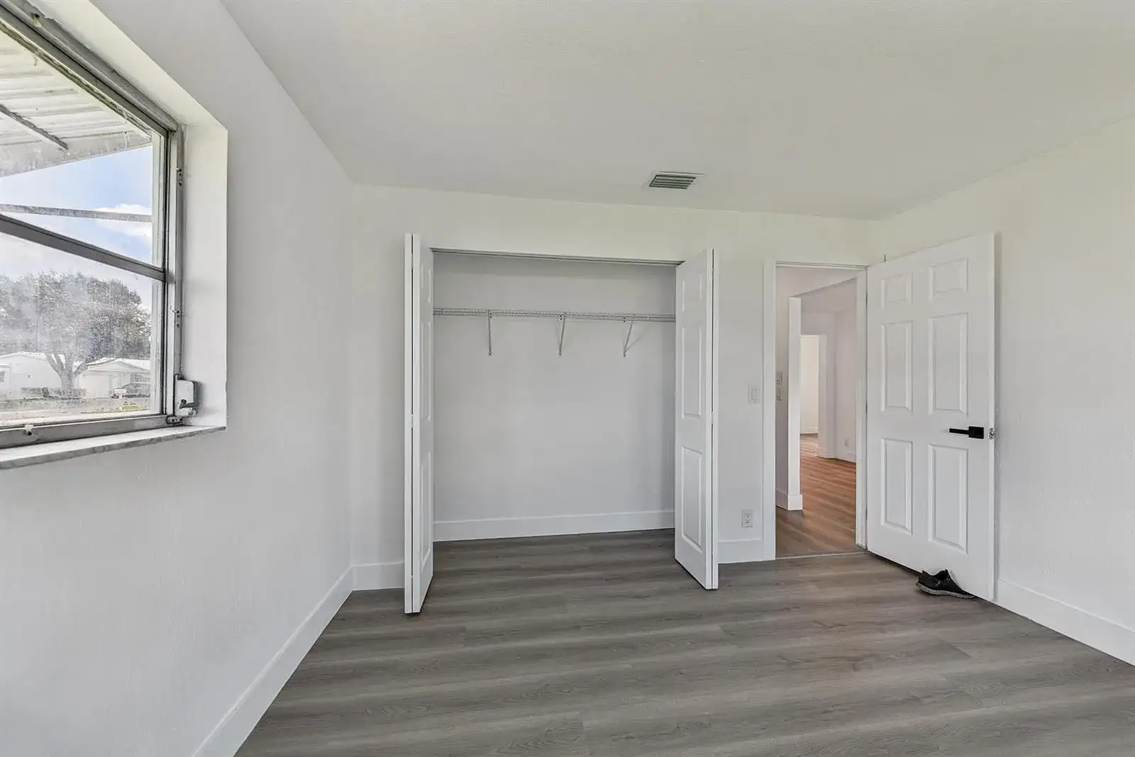 1190 NW 90TH Avenue, Plantation FL 33322 photo 3