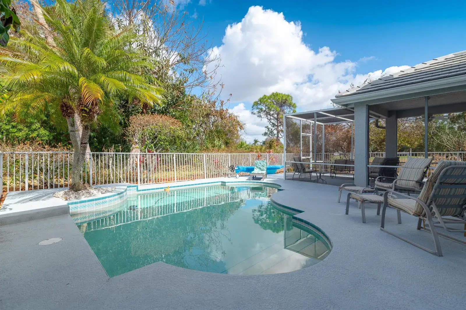 1627 SE BALLANTRAE Boulevard, Port St. Lucie FL 34952 photo 2