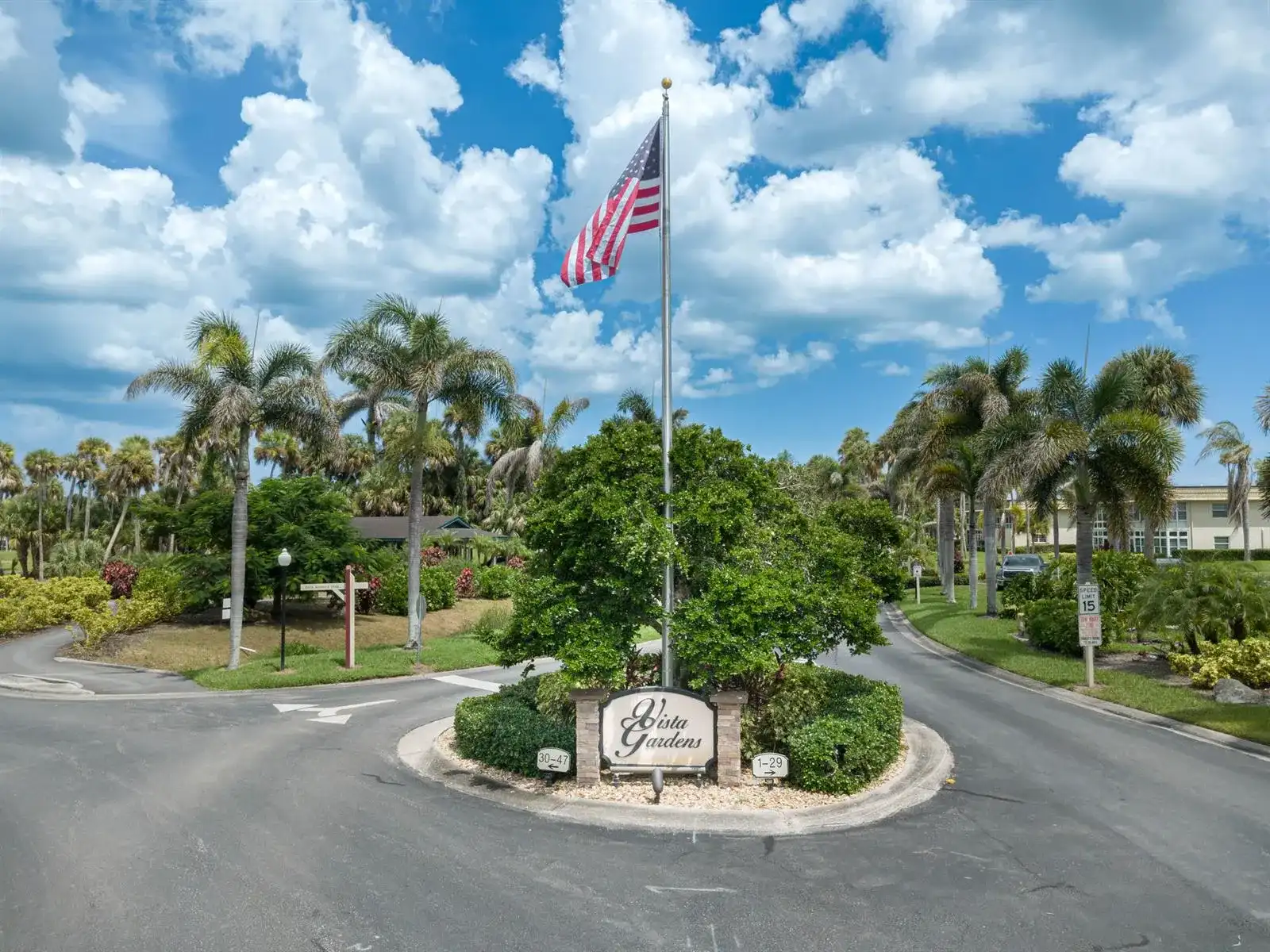 36 VISTA GARDENS Trail # 103, Vero Beach FL 32962