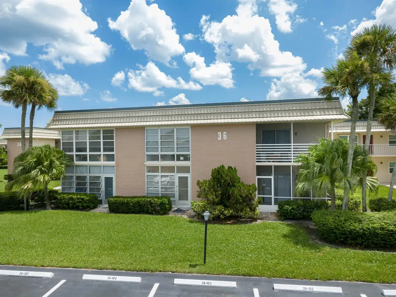 36 VISTA GARDENS Trail # 103, Vero Beach FL 32962 photo 2