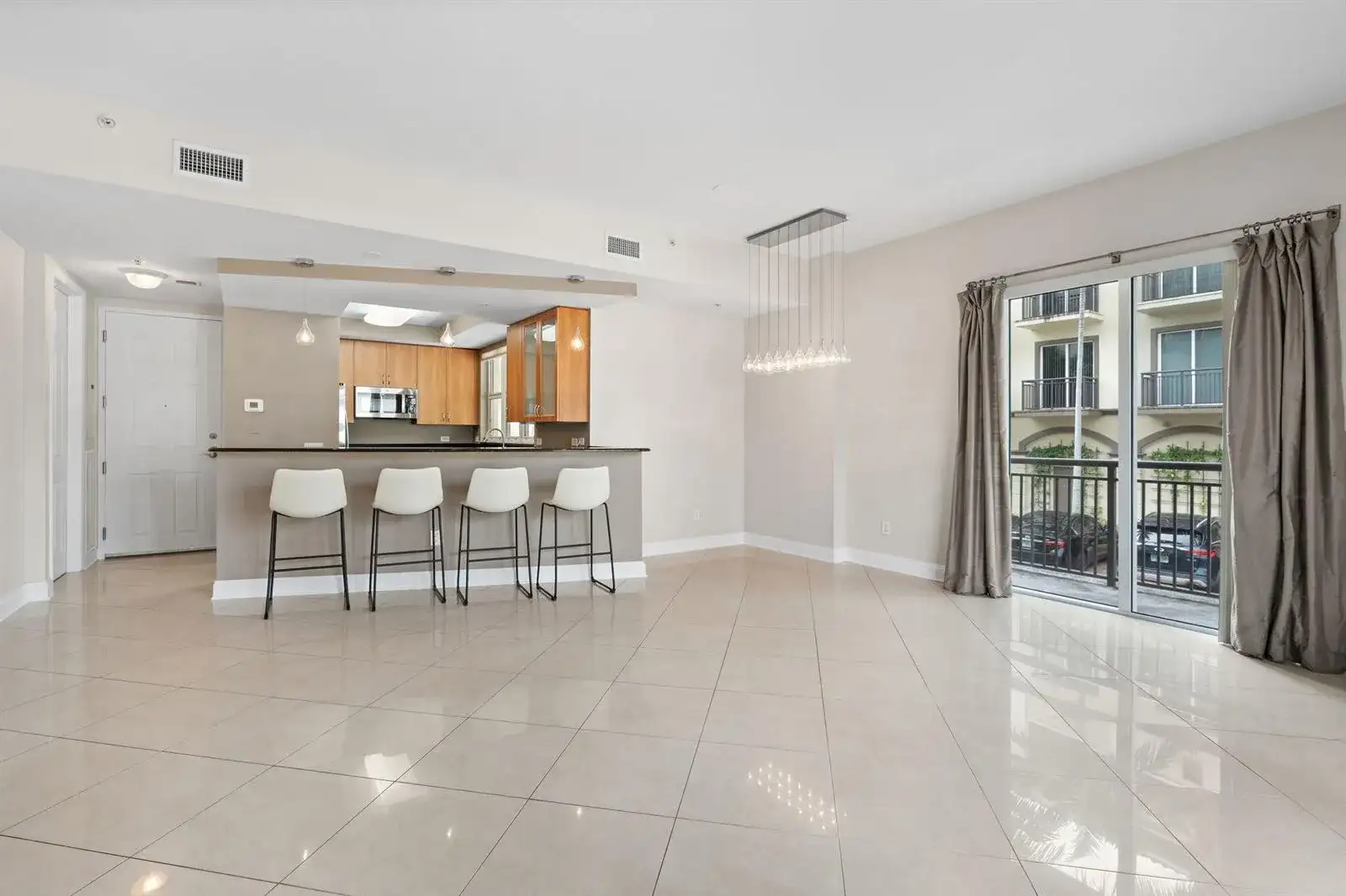 2617 NE 14th Avenue # 109, Wilton Manors FL 33334 photo 4