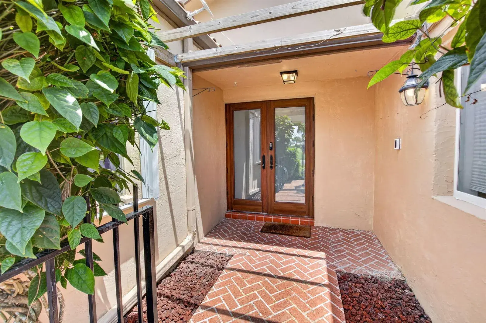 7658 SOLIMAR Circle, Boca Raton FL 33433