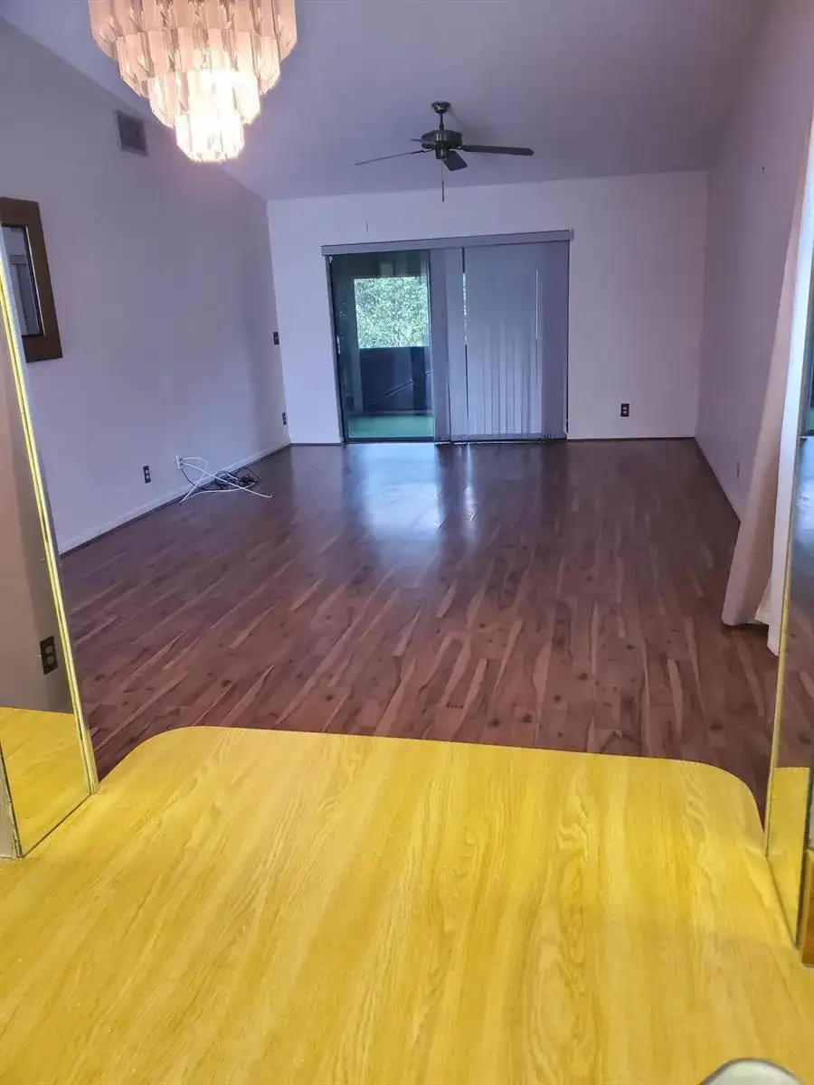 2641 Gately Drive E # 907, West Palm Beach FL 33415 photo 3