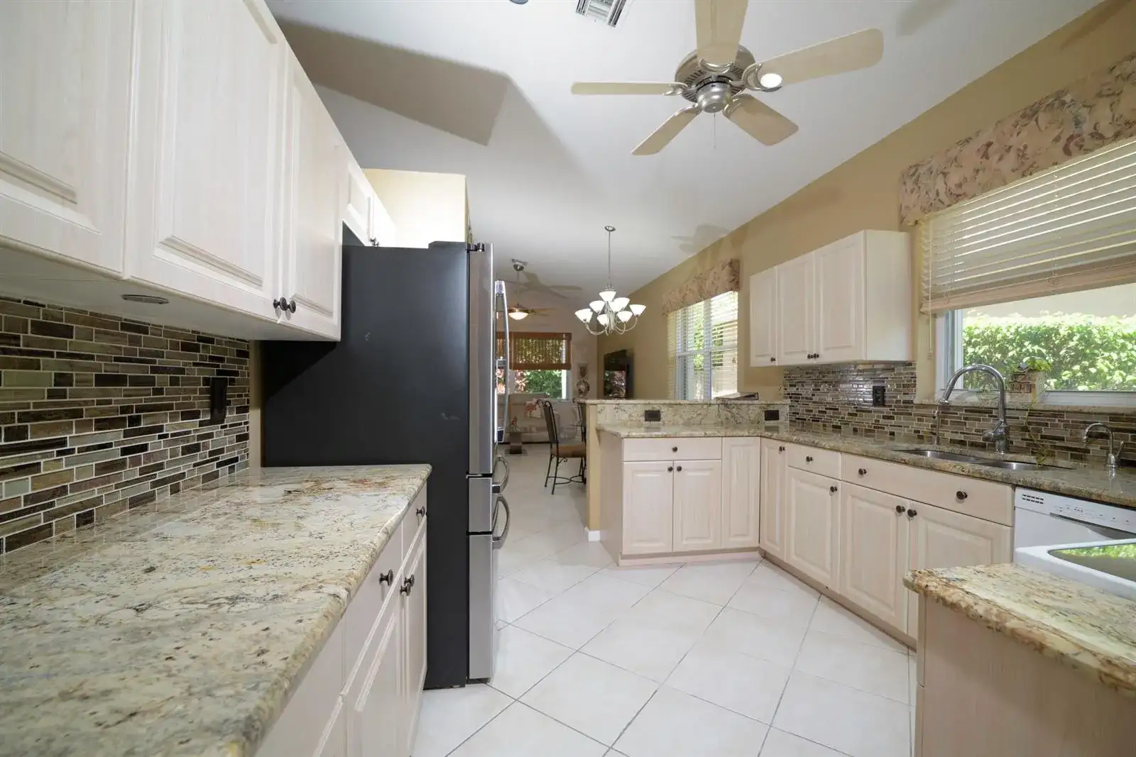 10052 Diamond Lake Drive, Boynton Beach FL 33437 photo 5