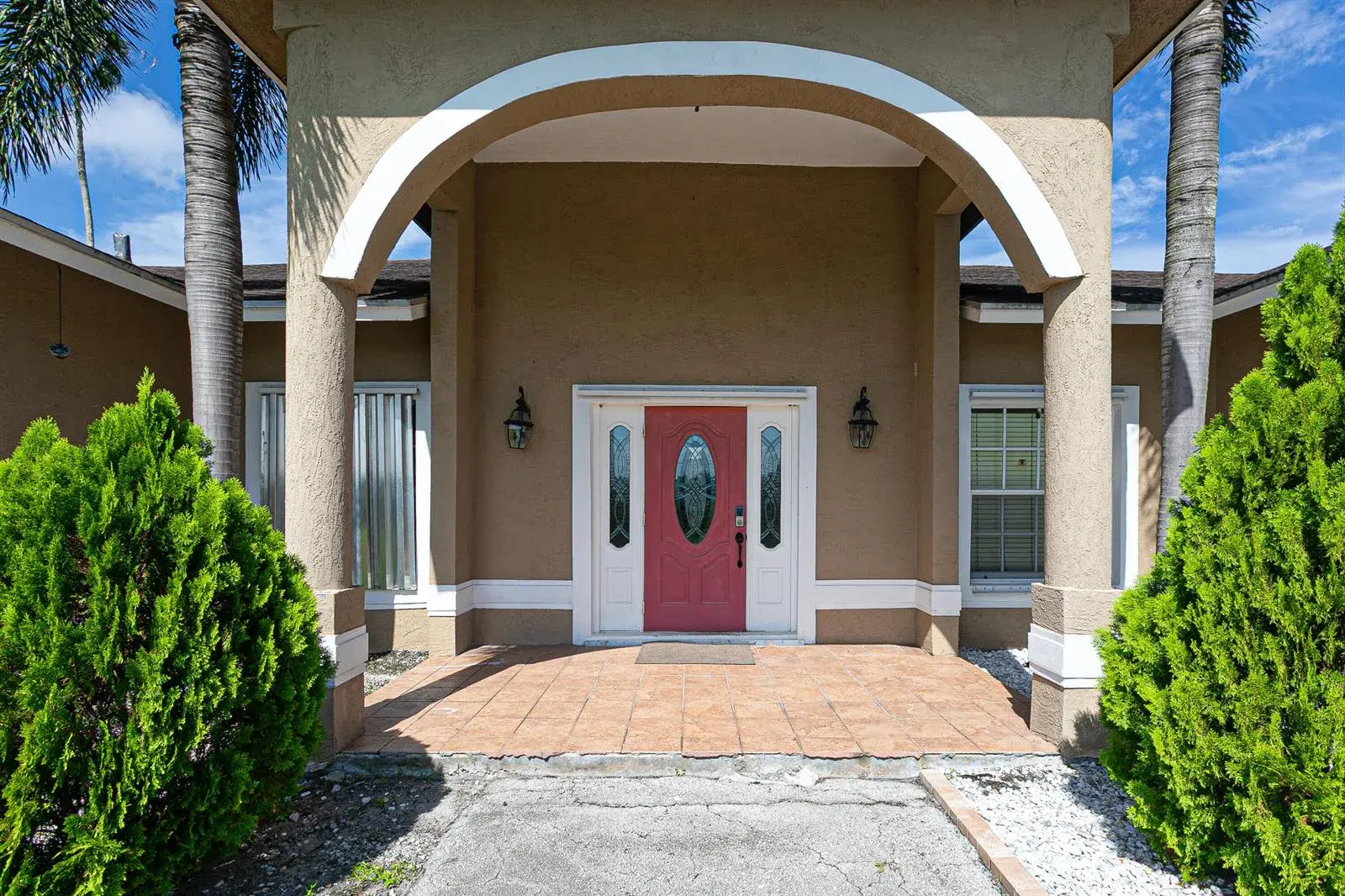 173 S Greenstar Avenue, Pahokee FL 33476