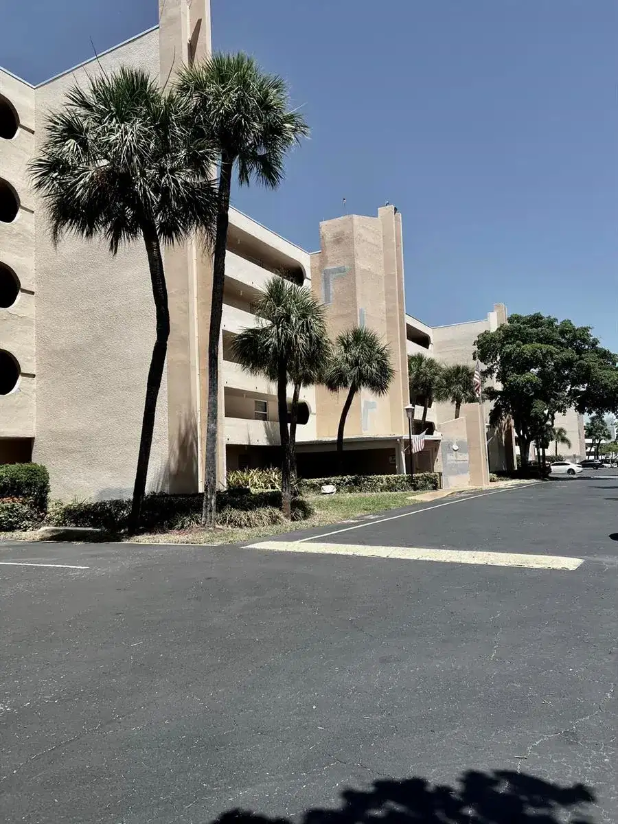 6461 NW 2nd Avenue # 105, Boca Raton FL 33487 photo 2