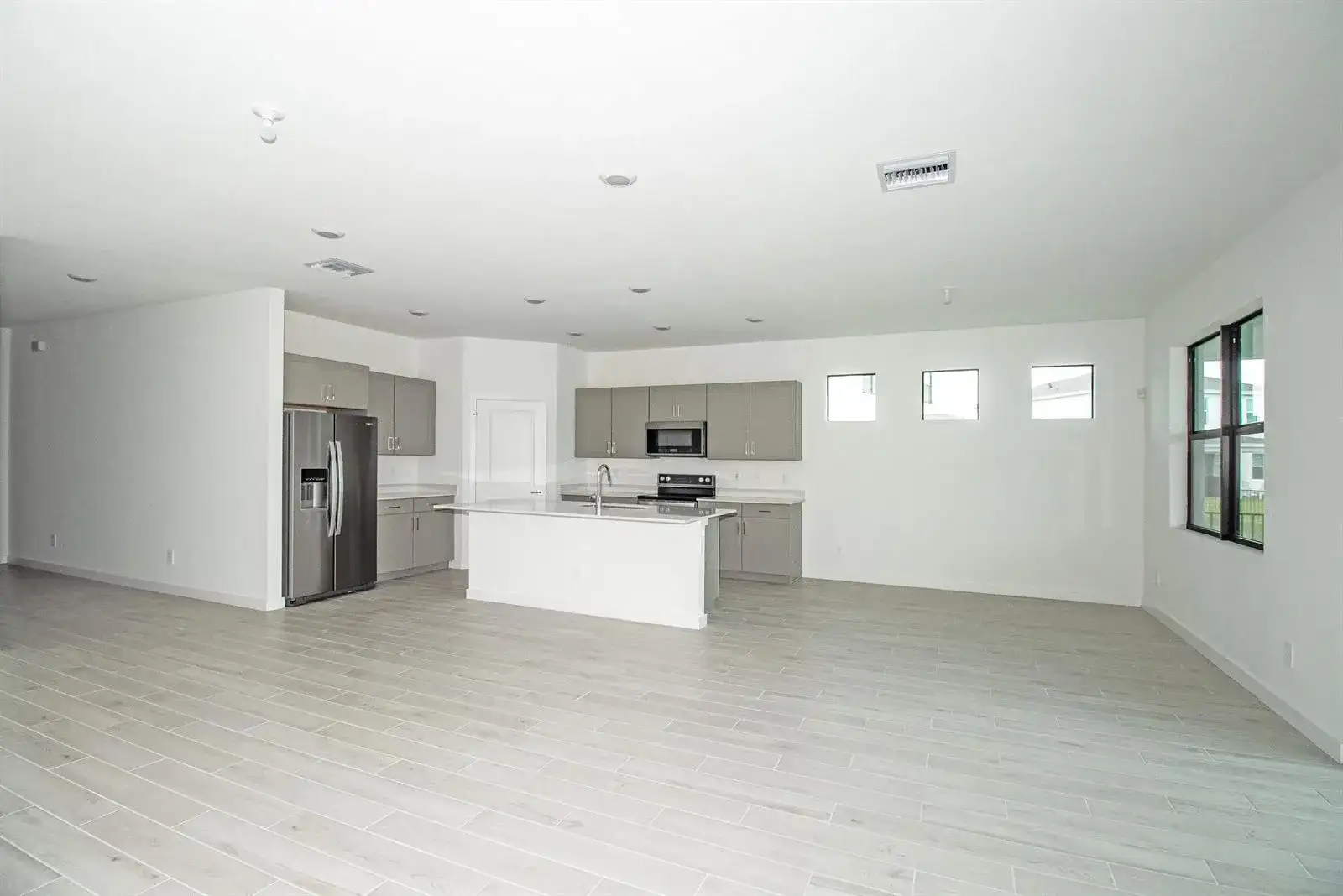 5929 SE Sky Blue Circle E, Stuart FL 34997 photo 5