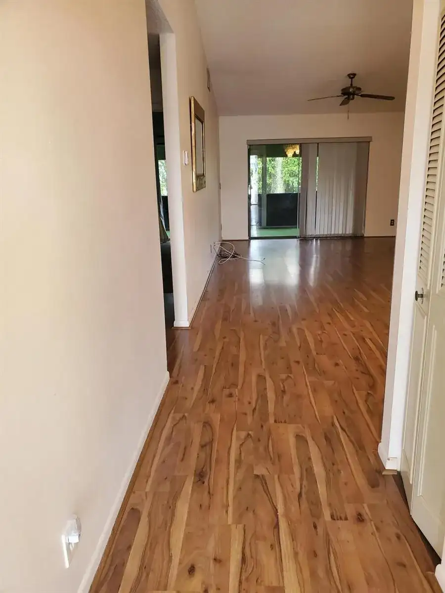 2641 GATELY Drive E # 907, West Palm Beach FL 33415 photo 2