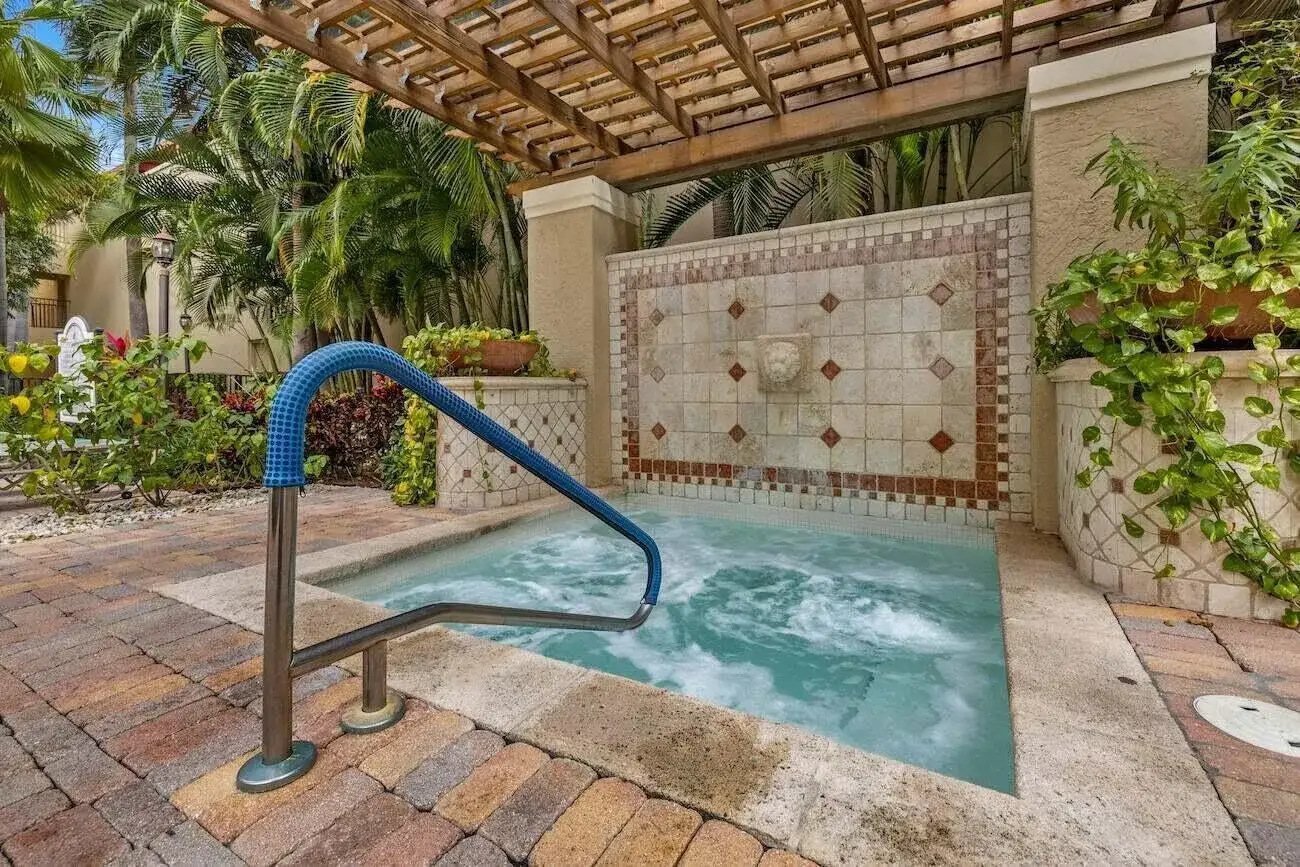 651 Okeechobee Boulevard # 705, West Palm Beach FL 33401 photo 4