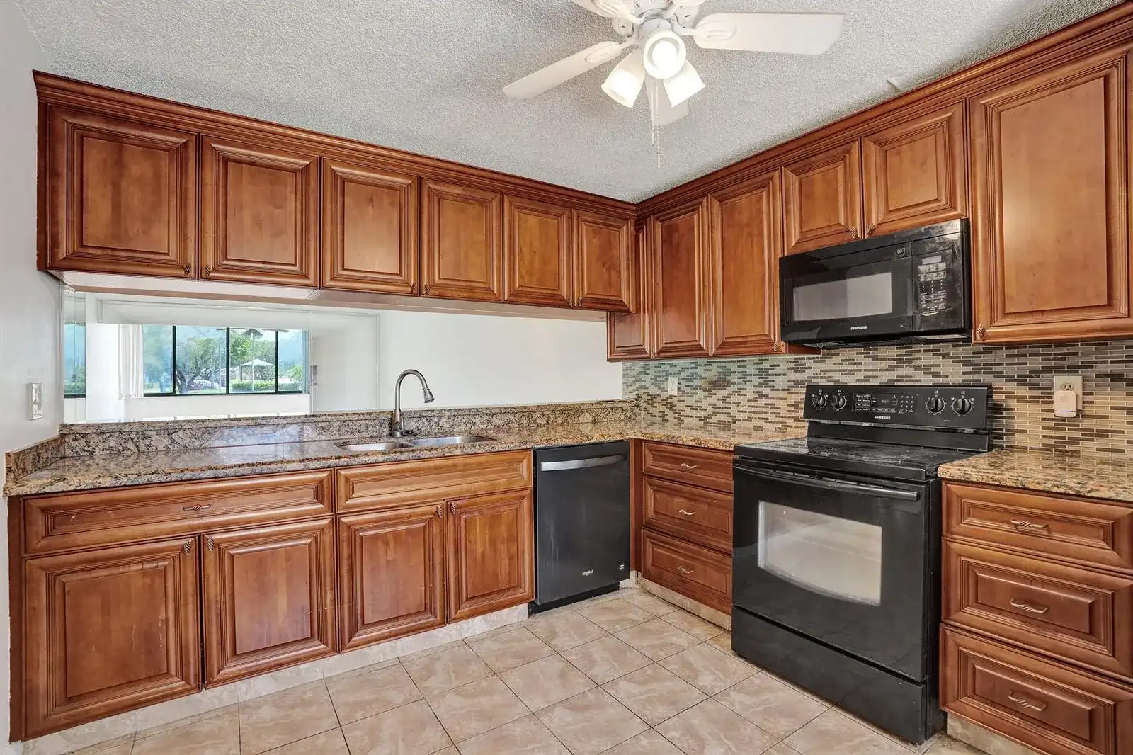 8030 Hampton Boulevard # 106, North Lauderdale FL 33068