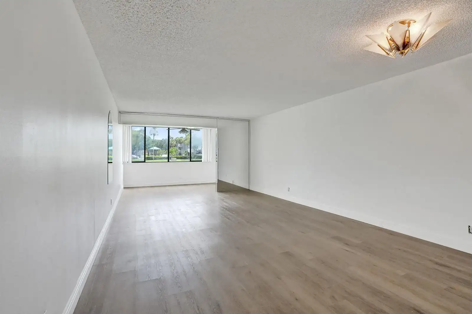 8030 Hampton Boulevard # 106, North Lauderdale FL 33068 photo 2