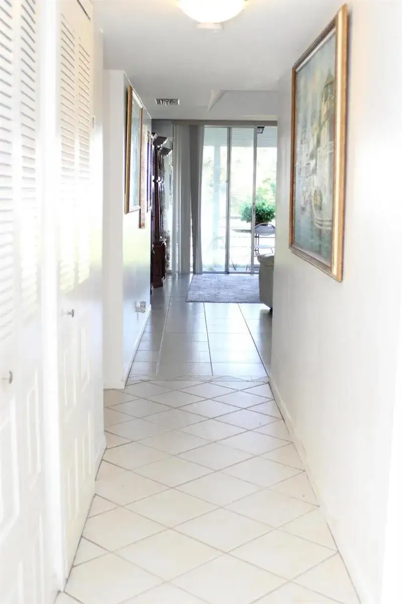 3425 VIA POINCIANA # 203, Lake Worth FL 33467 photo 3