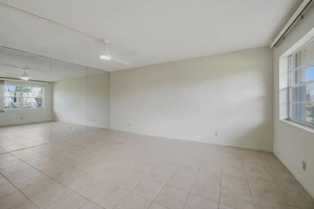 132 CAMBRIDGE F # 132, West Palm Beach FL 33417 photo 2