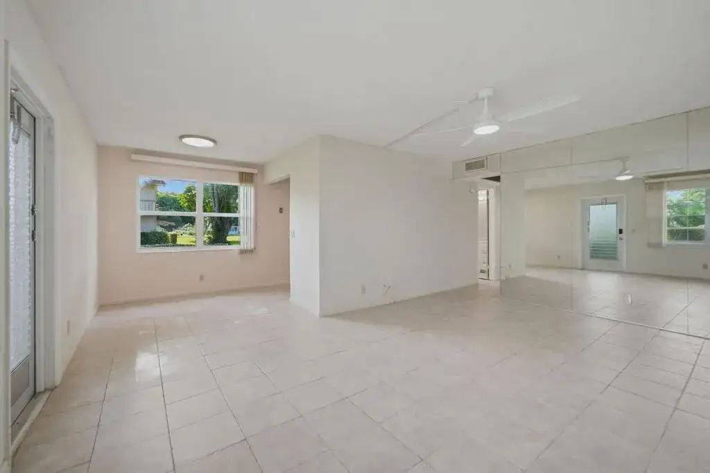 132 CAMBRIDGE F # 132, West Palm Beach FL 33417 photo 3