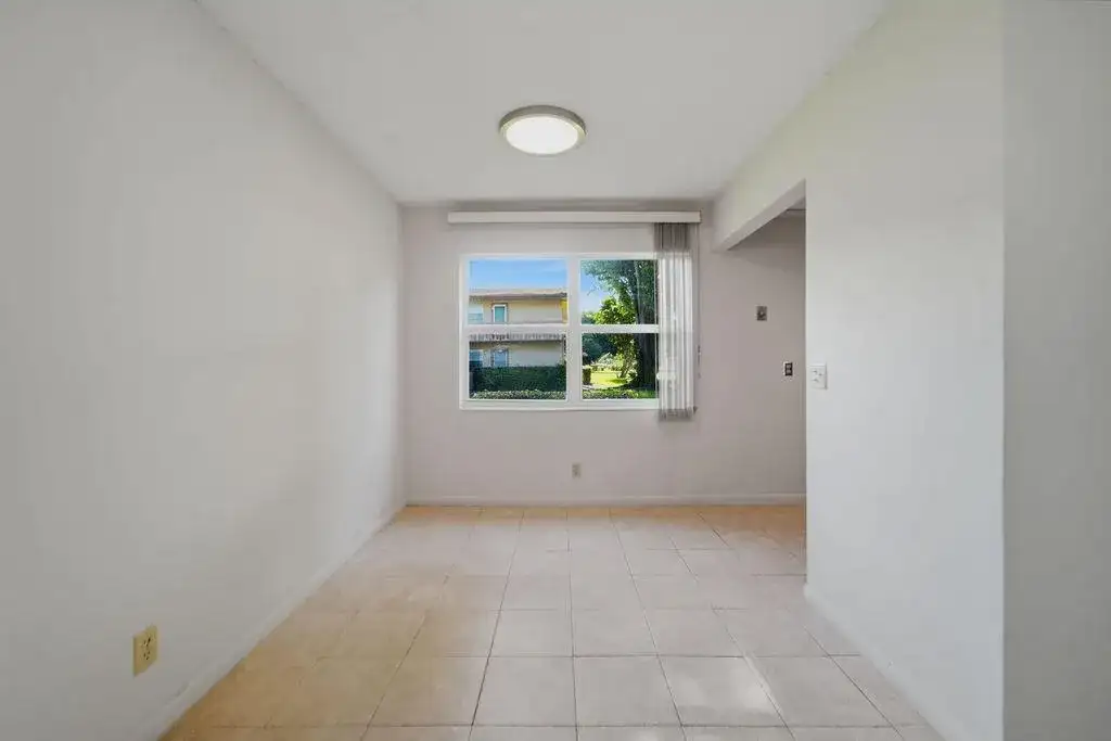 132 CAMBRIDGE F # 132, West Palm Beach FL 33417 photo 4